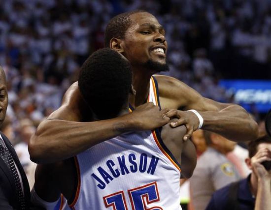 再以直线突 再以直线突